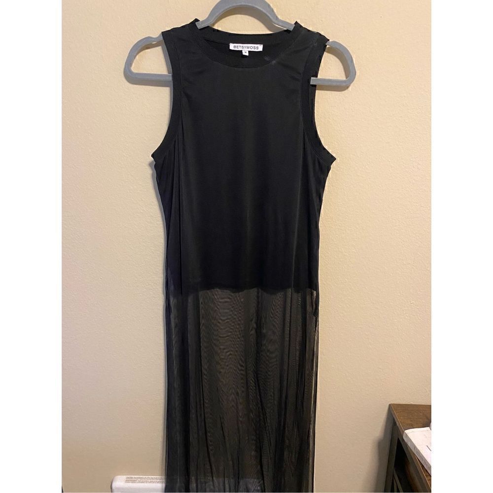 Betsy Moss top 